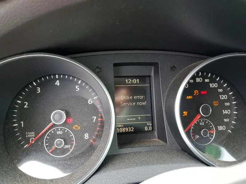 2010 VOLKSWAGEN GTI   