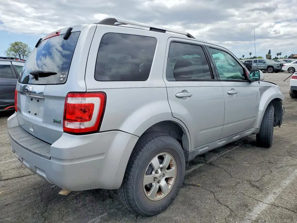 2010 FORD ESCAPE LIMITED  