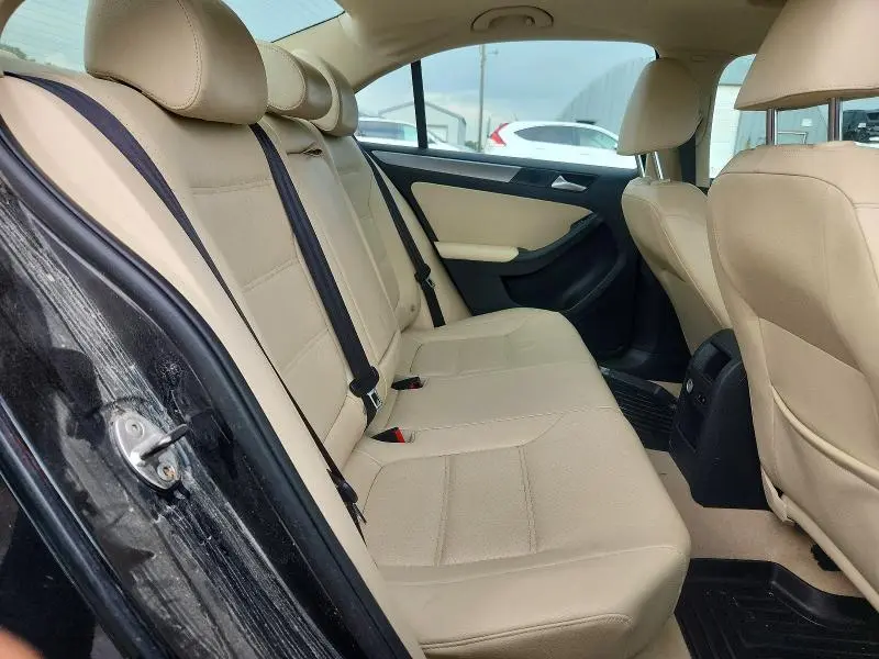 2013 VOLKSWAGEN JETTA TDI  