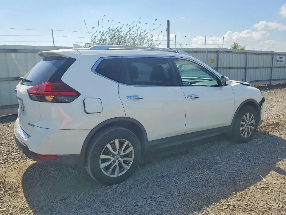 2017 NISSAN ROGUE SV  