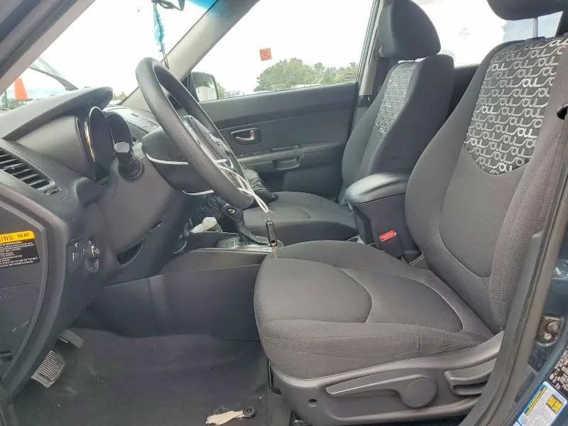 2011 KIA SOUL +  