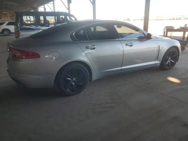 2011 JAGUAR XF   