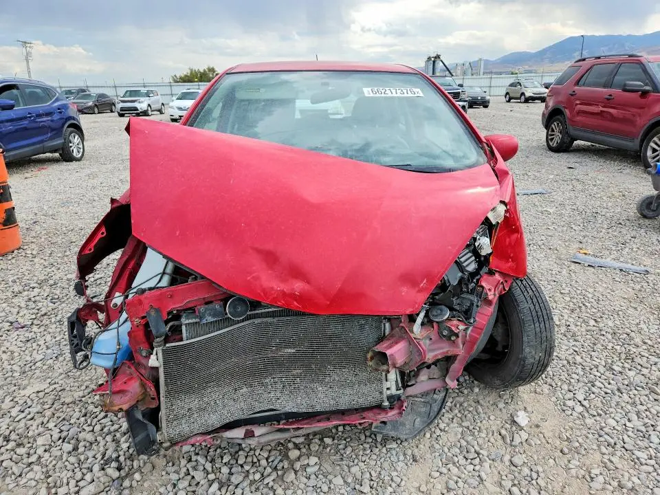 2013 HONDA FIT   