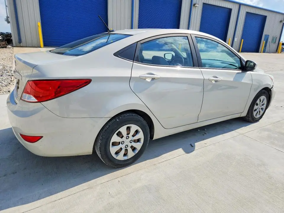2016 HYUNDAI ACCENT SE  