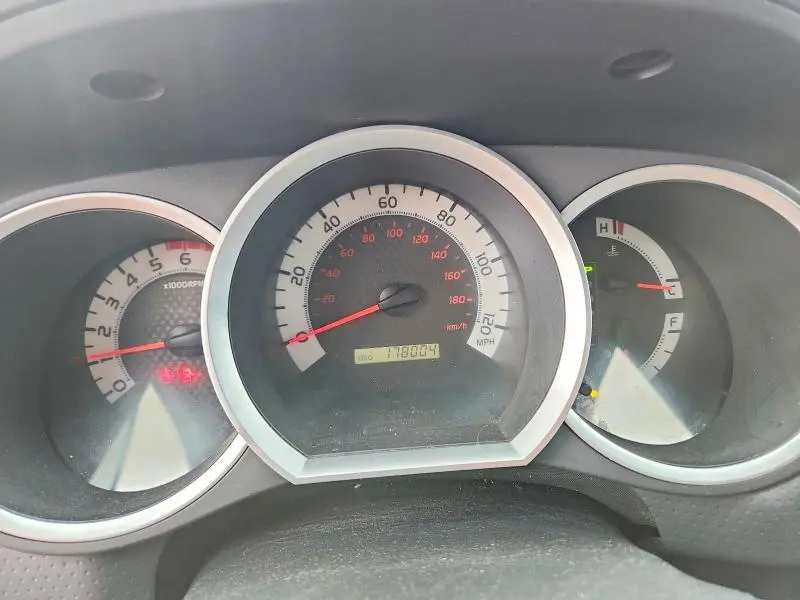 2013 TOYOTA TACOMA V6  