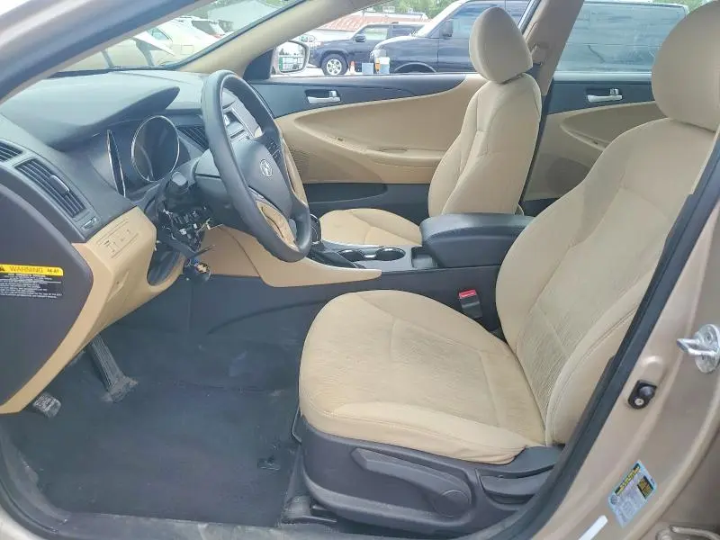 2012 HYUNDAI SONATA GLS  