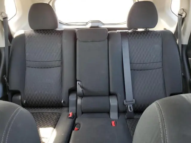 2018 NISSAN ROGUE S  