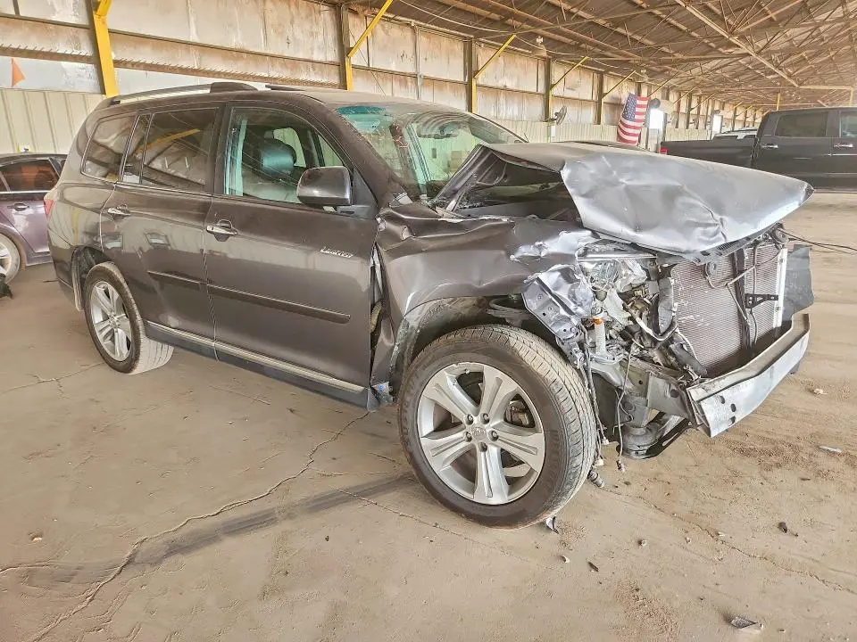 2011 TOYOTA HIGHLANDER LIMITED  