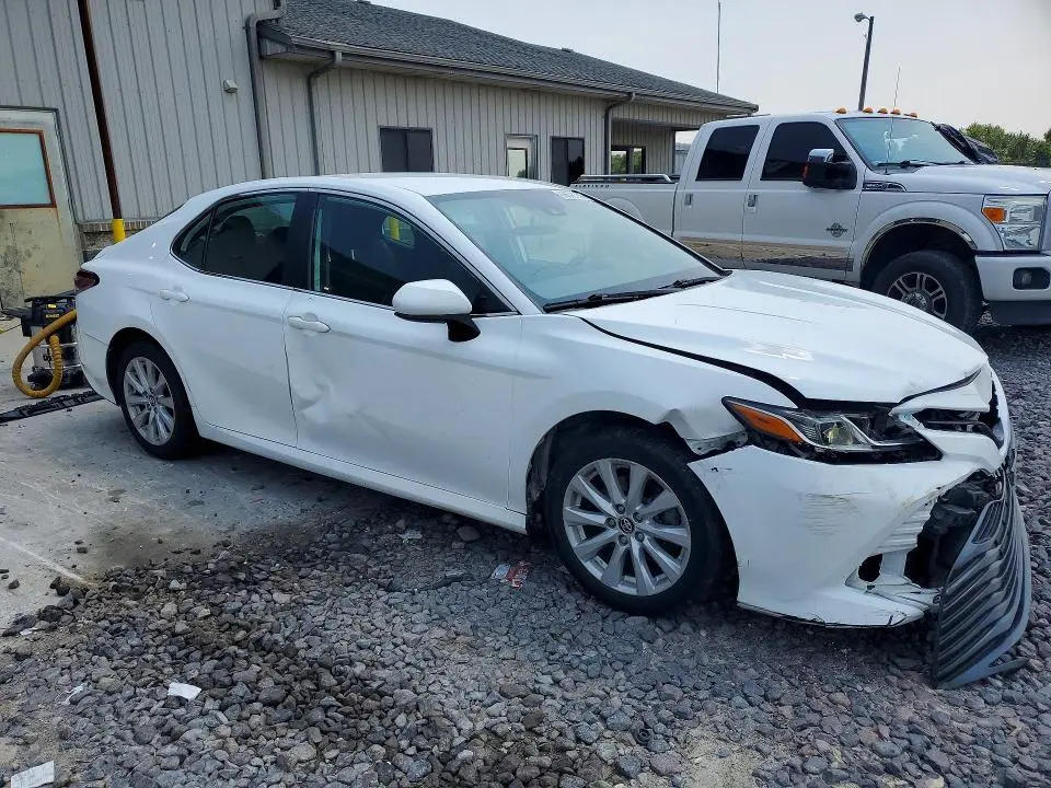 2020 TOYOTA CAMRY LE  