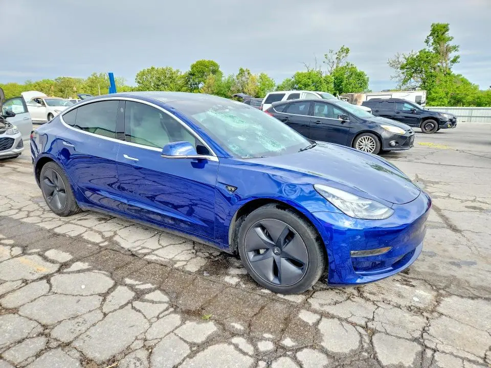 2019 TESLA MODEL 3   