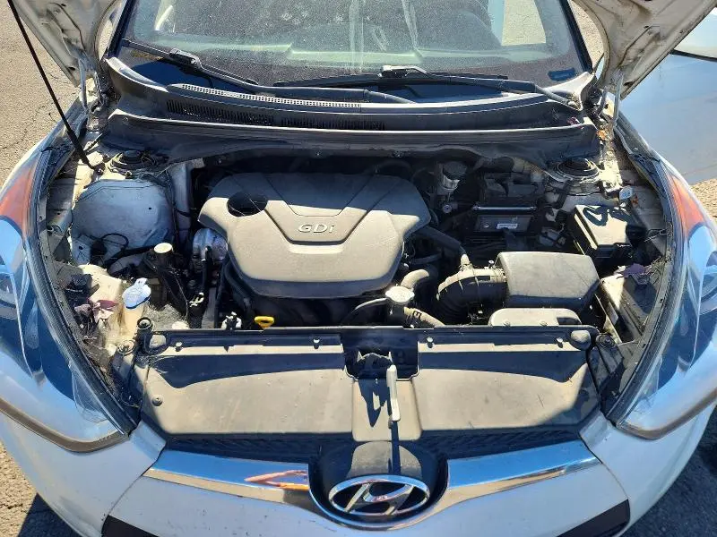 2013 HYUNDAI VELOSTER BASE  
