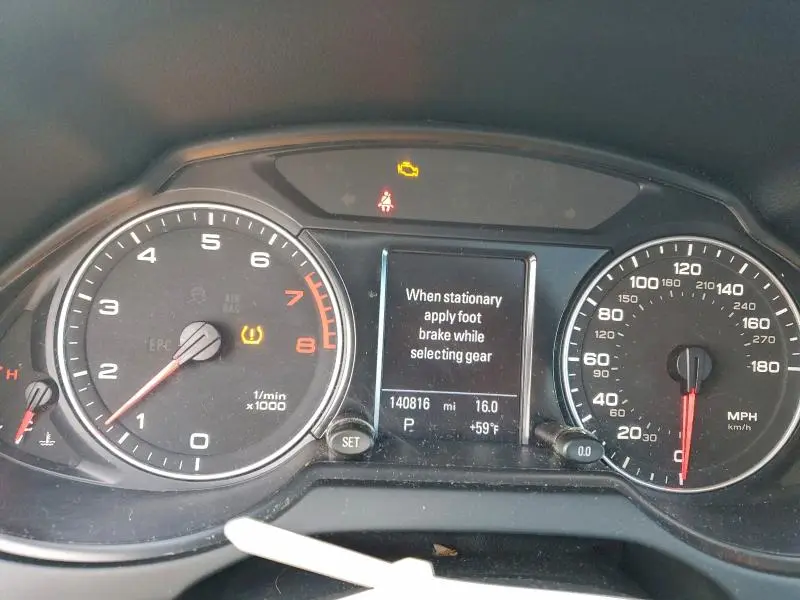 2010 AUDI Q5 PREMIUM PLUS  