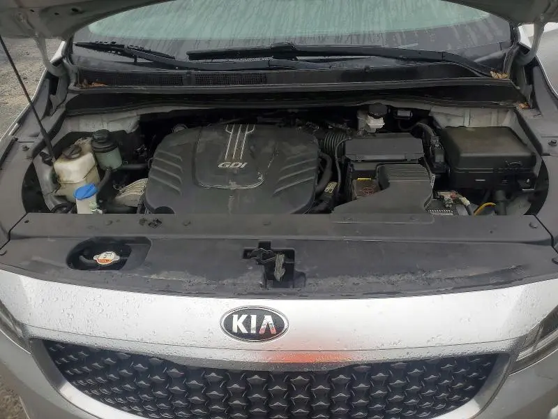 2017 KIA SEDONA LX  