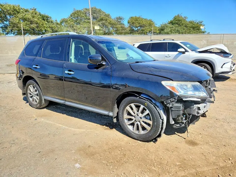 2015 NISSAN PATHFINDER SV  