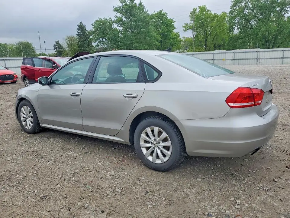 2014 VOLKSWAGEN PASSAT S  