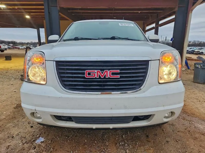 2011 GMC YUKON XL C1500 SLT  