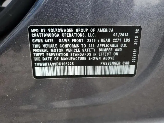 2013 VOLKSWAGEN PASSAT SE