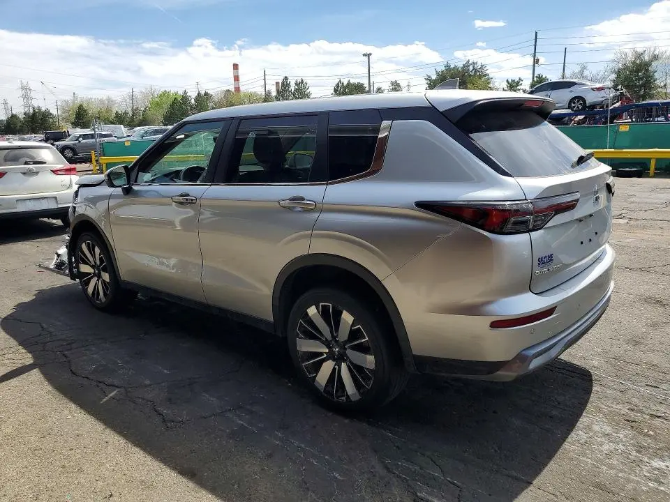 2025 MITSUBISHI OUTLANDER SE  