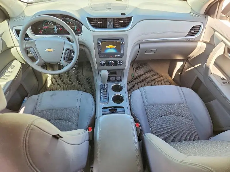 2015 CHEVROLET TRAVERSE LS  