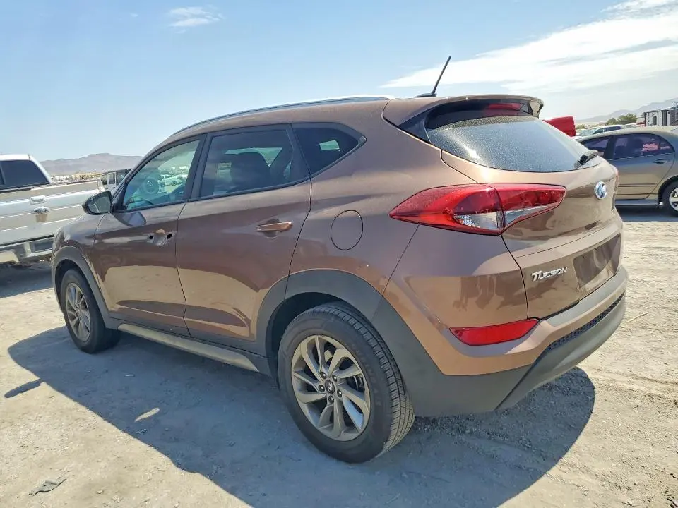 2017 HYUNDAI TUCSON SE  