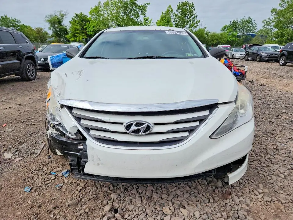 2014 HYUNDAI SONATA GLS  