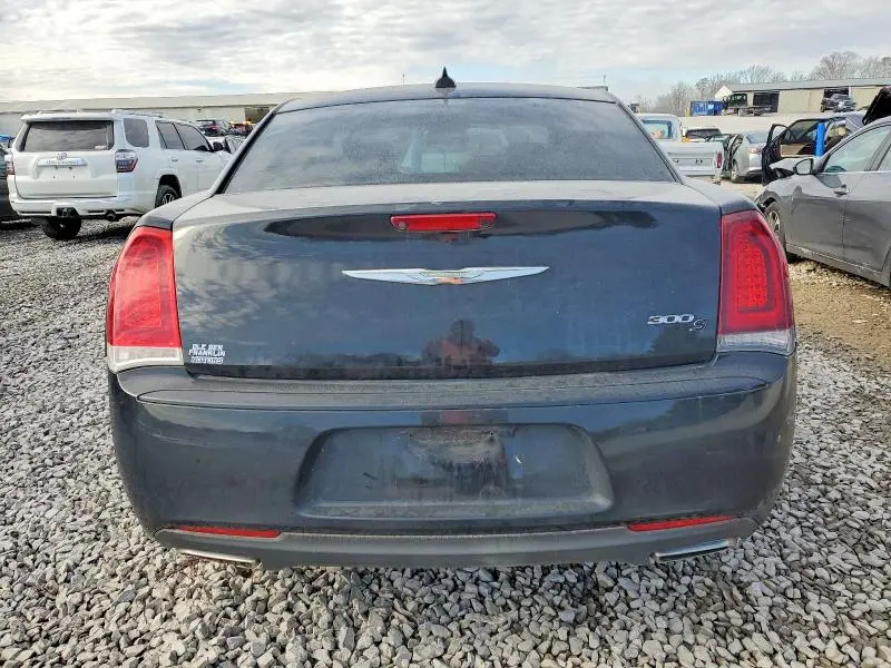 2019 CHRYSLER 300 S  