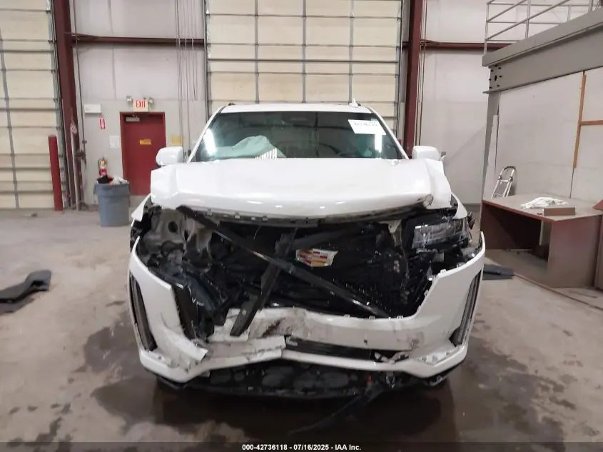 2022 CADILLAC ESCALADE 4WD SPORT