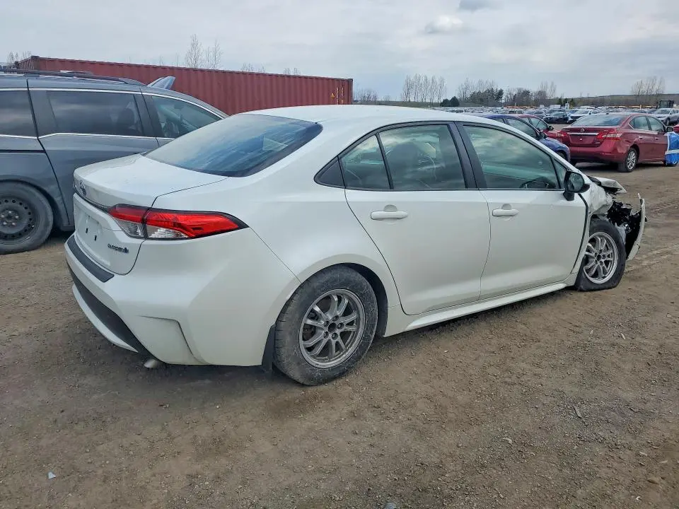 2021 TOYOTA COROLLA   