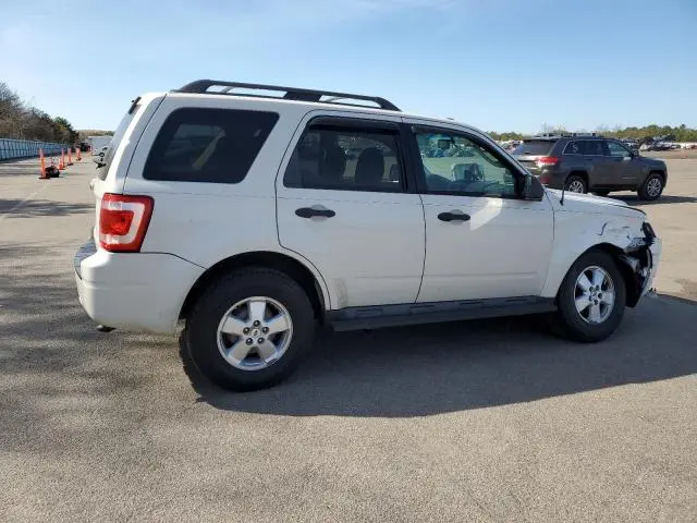 2010 FORD ESCAPE XLT  