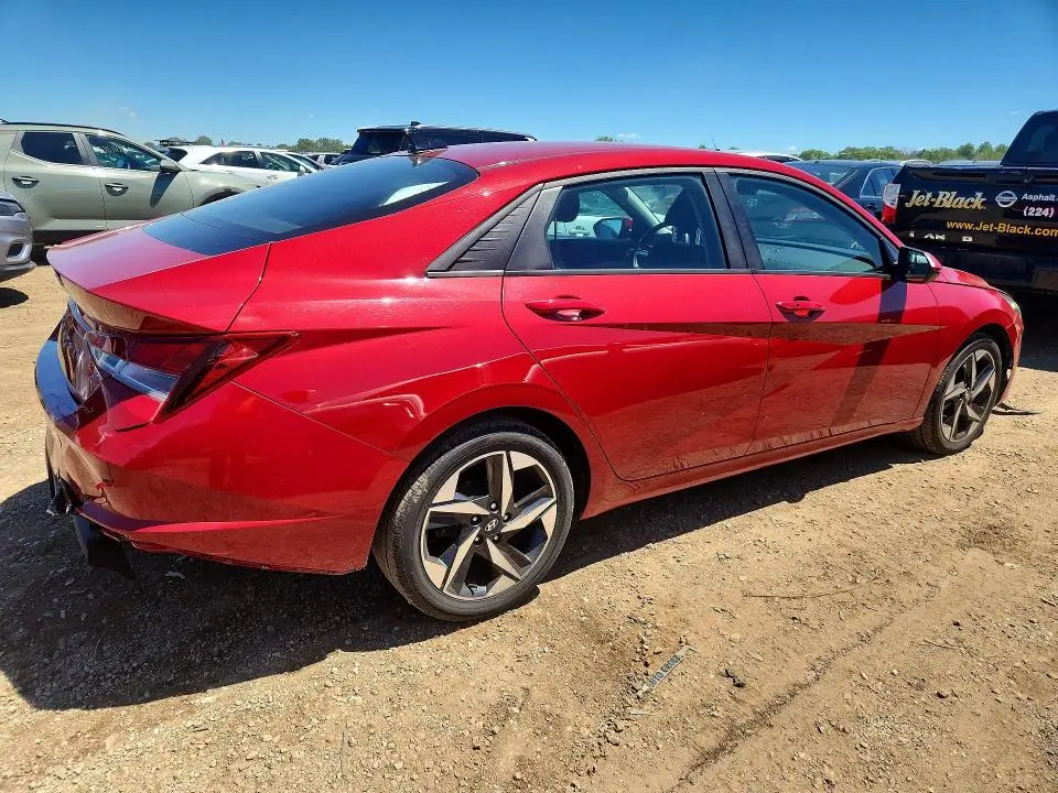 2023 HYUNDAI ELANTRA SEL  