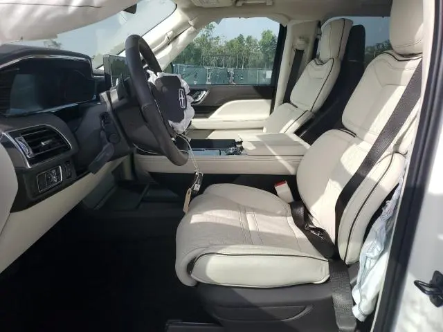 2024 LINCOLN NAVIGATOR BLACK LABEL  