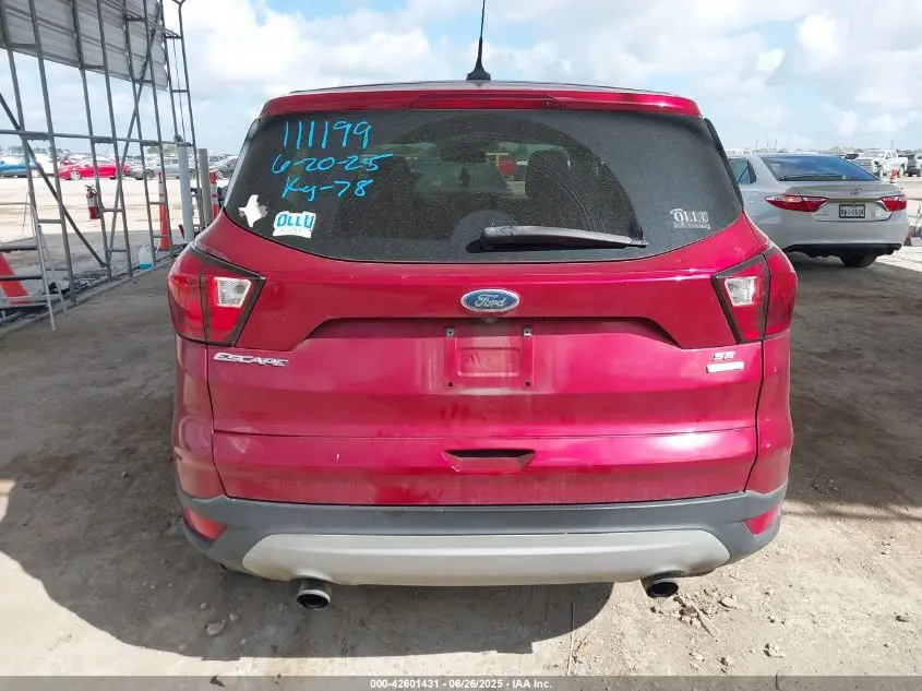 2019 FORD ESCAPE SE