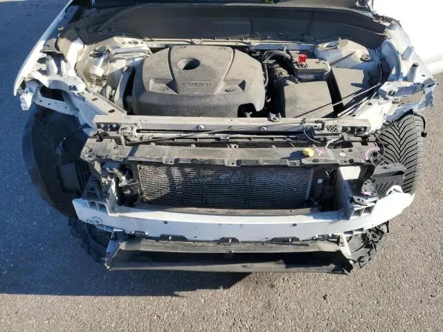 2019 VOLVO XC90 T6 MOMENTUM  