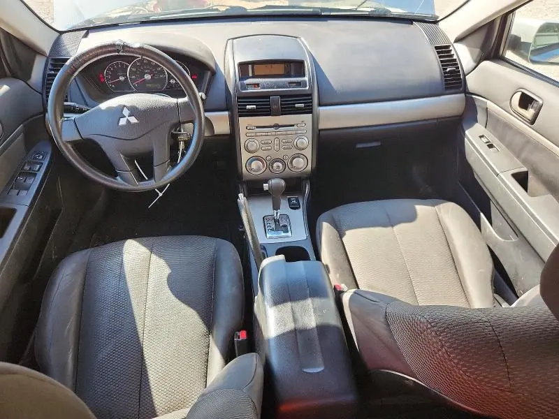 2012 MITSUBISHI GALANT FE  
