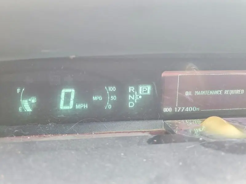 2010 TOYOTA PRIUS III  