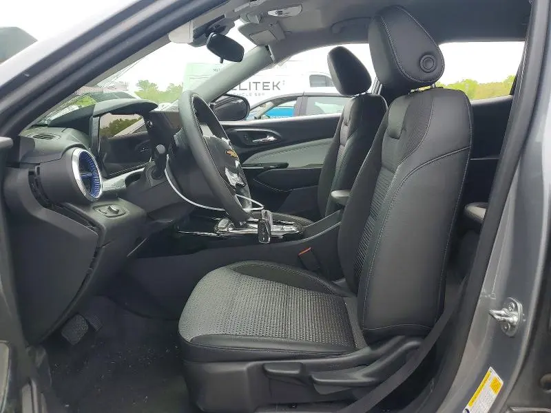 2025 CHEVROLET TRAX 1LT  