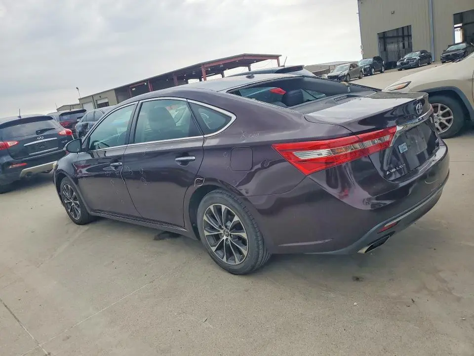 2017 TOYOTA AVALON XLE  