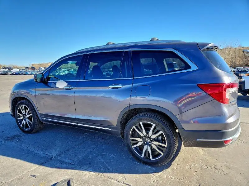 2019 HONDA PILOT TOURING  