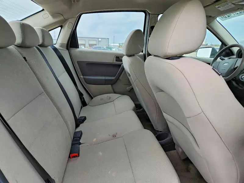 2011 FORD FOCUS S  