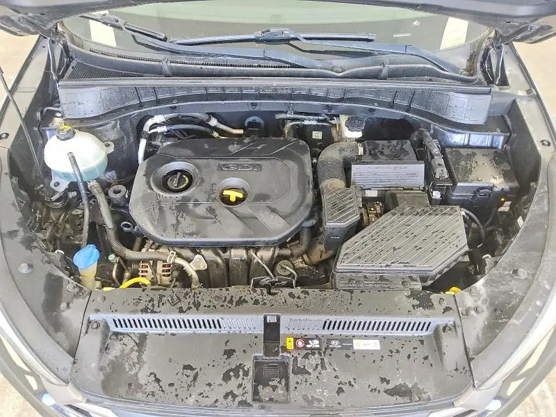2016 HYUNDAI TUCSON SE  