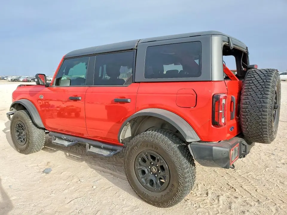 2023 FORD BRONCO BASE  