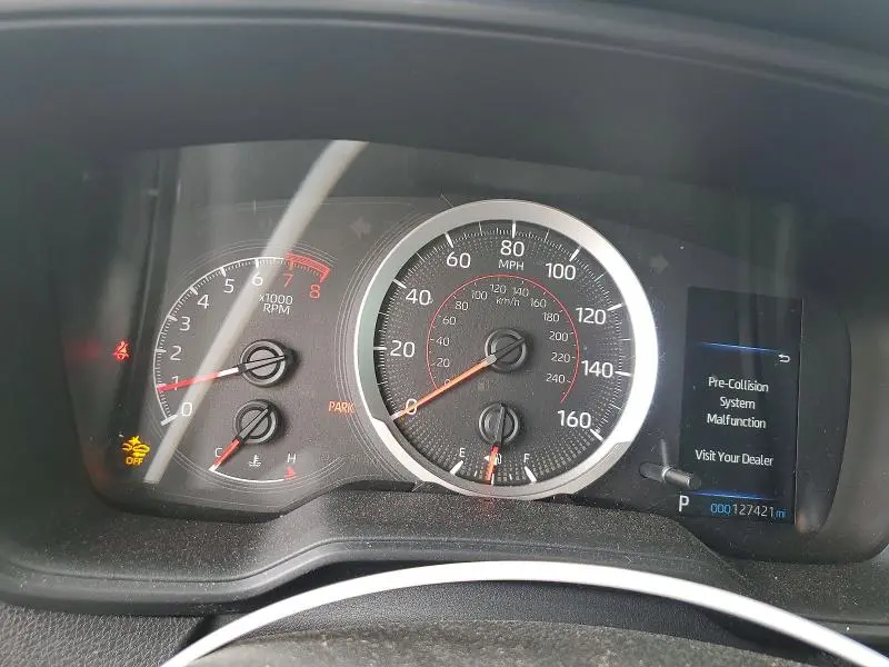 2021 TOYOTA COROLLA SE  