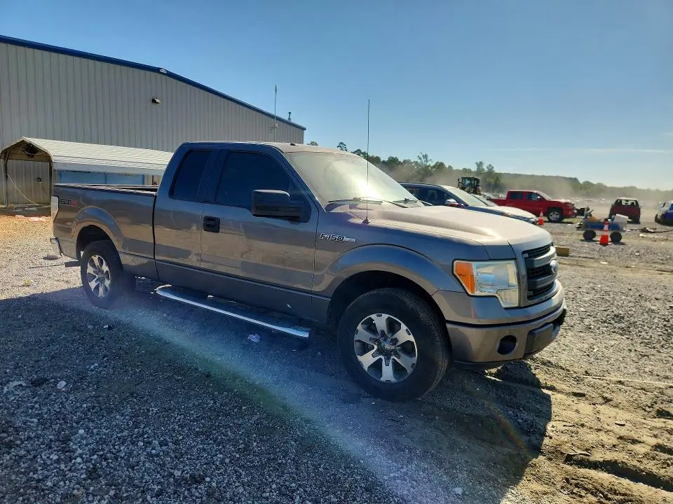 2013 FORD F150 SUPER CAB  