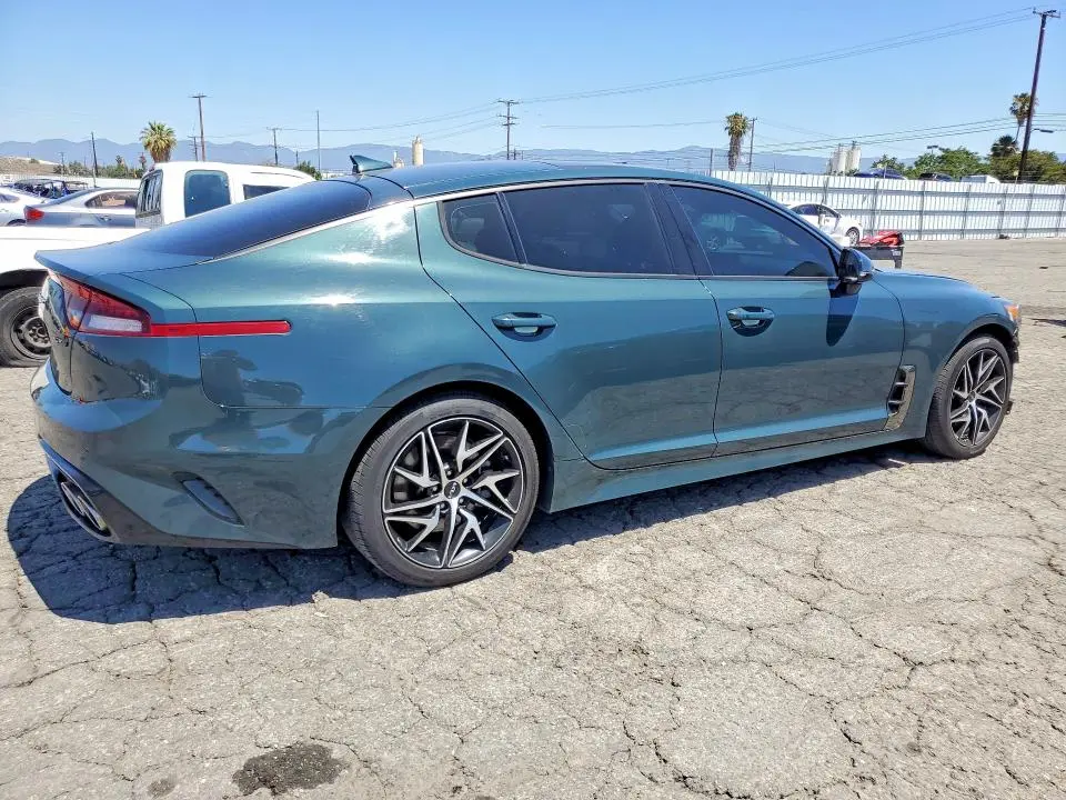 2022 KIA STINGER GT LINE  