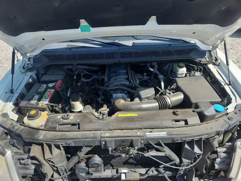 2014 NISSAN TITAN S  