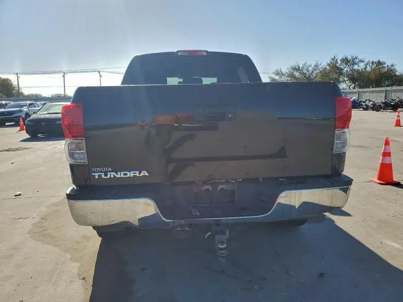 2013 TOYOTA TUNDRA CREWMAX SR5  