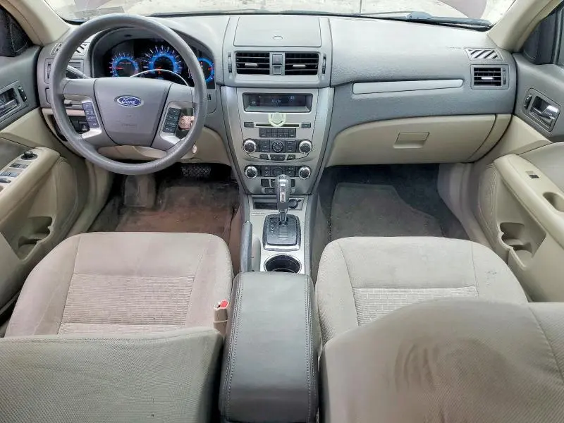 2011 FORD FUSION SE  