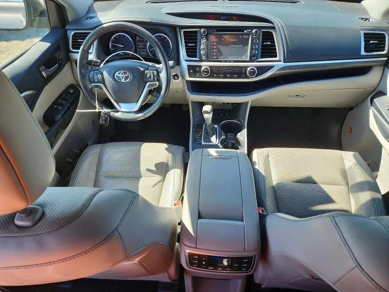 2019 TOYOTA HIGHLANDER LIMITED PLATINUM  
