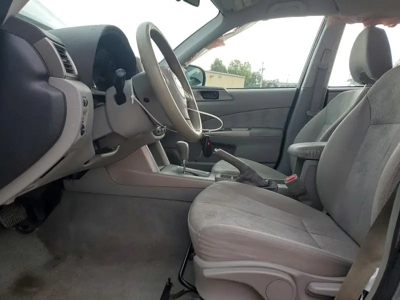 2010 SUBARU FORESTER XS  