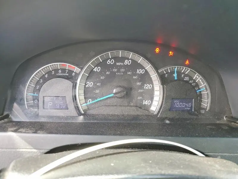 2014 TOYOTA CAMRY SE  
